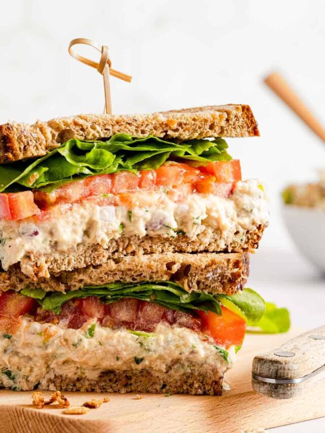 greek-yogurt-tuna-salad-sandwich-FI